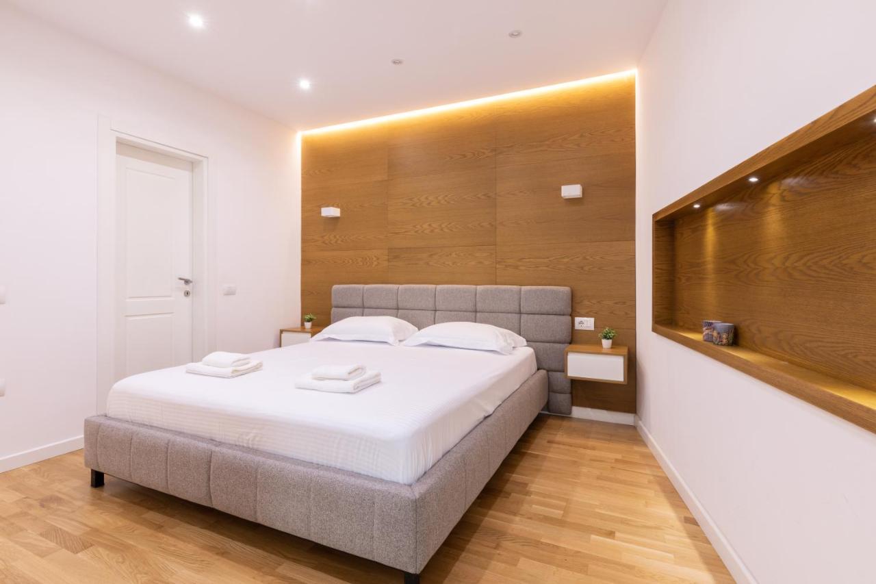 טיראנה Exclusive 2 Bedrooms Apartment מראה חיצוני תמונה