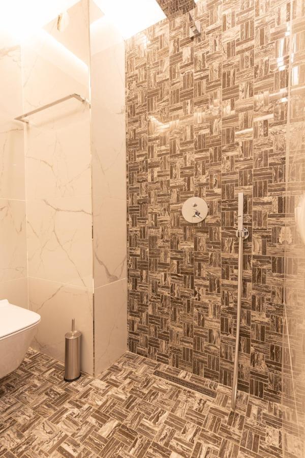 טיראנה Exclusive 2 Bedrooms Apartment מראה חיצוני תמונה